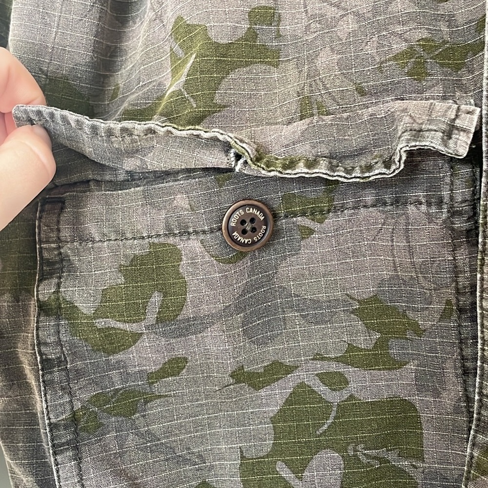 Roots camo  sweater - Picture 2 of 5